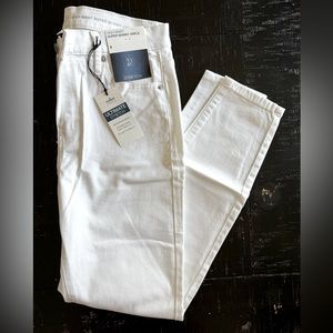 NWT: NY & Co. skinny jeans size 8